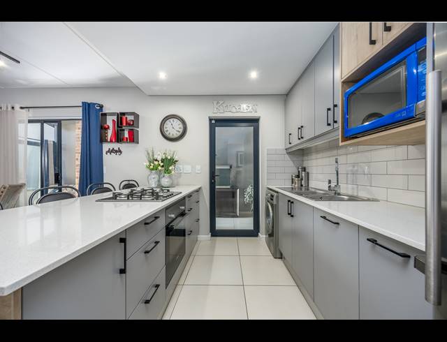 3 BEDROOM HOUSE FOR SALE IN HAASENDAL